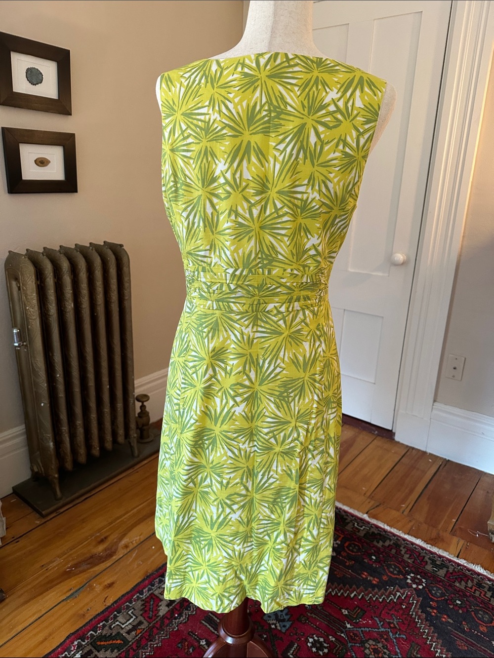 Boden Yellow Green Citron Tropical Floral Cotton V-Neck Dress - Picture 4 of 8